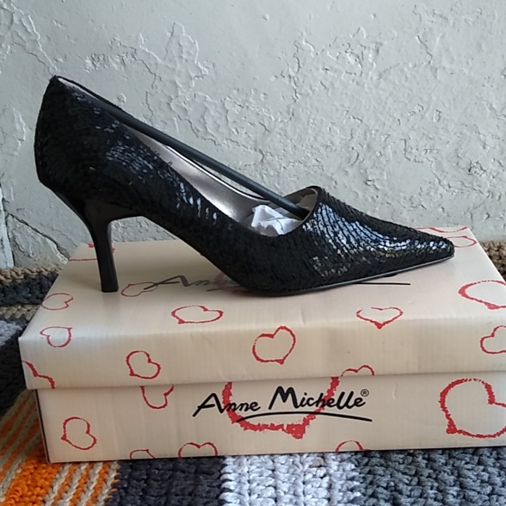 ALL Sequin  Dress Pump by: Anne Michelle